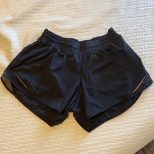Lululemon Hotty Hot shorts